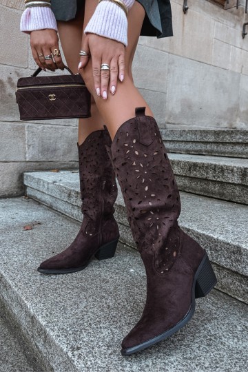 Bottes hautes en style cowboy avec talons découpés en marron Salirae
