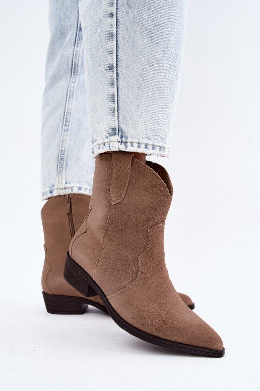 Sandfarbene Wildleder-Cowboy-Stiefel mit niedrigem Absatz Delsa
