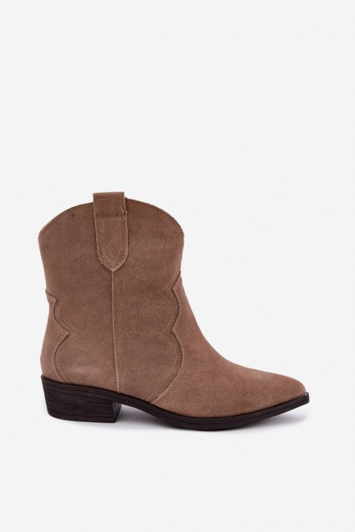 Bottes cowboy en daim couleur sable à petit talon Delsa