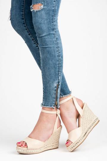 Zandkleurige platformsandalen VICES met studs 2084-14BE