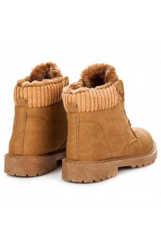 Bottes marron avec bottes en satin