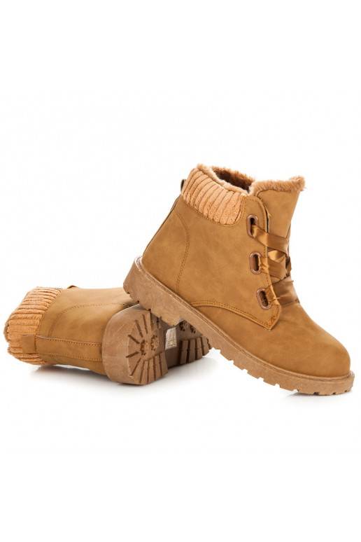 Bottes marron avec bottes en satin