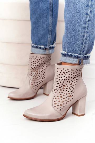 avec éléments ajourés en cuir naturel Bottines à talons Exquise 1219 couleur cappuccino 2