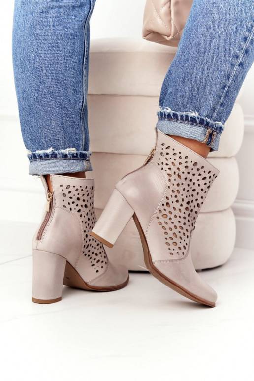 avec éléments ajourés en cuir naturel Bottines à talons Exquise 1219 couleur cappuccino