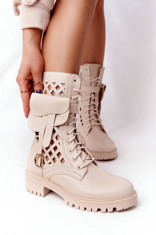 Beige Stiefel mit durchbrochenen Elementen PS1 - 3 Beige Stiefel mit durchbrochenen Elementen PS1 - 3