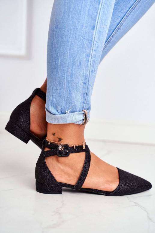 Ballerines brillantes au nez pointu