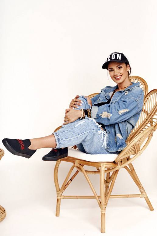 Zwarte sportschoenen Zwarte sportschoenen