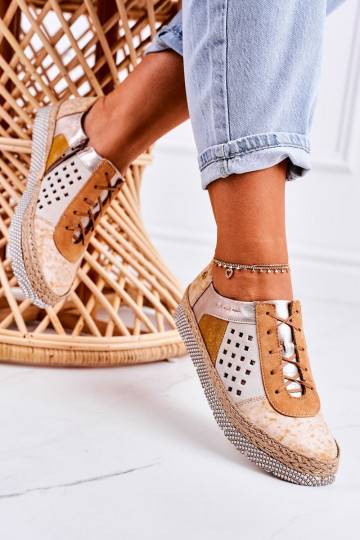Chaussures en cuir écologique jaune