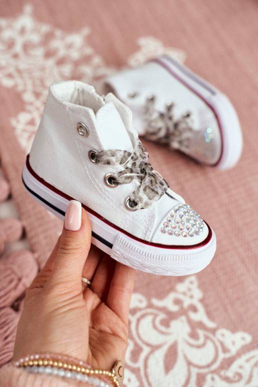 Baskets pour enfants à semelles de couleur blanche avec œillets en zircon