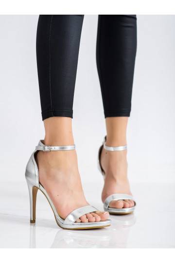 Sandalen eines klassischen Modells mit dünnem Absatz 2