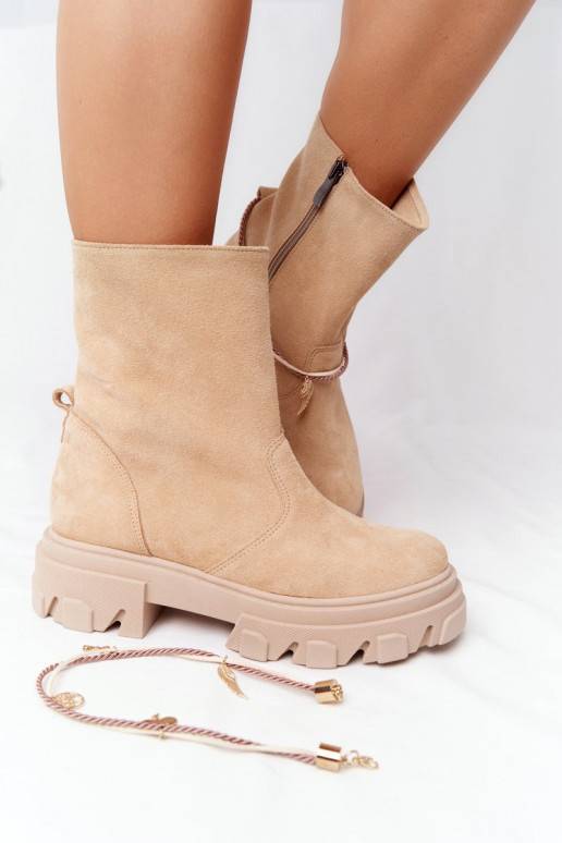 Boots en daim beige massif Boots en daim beige massif
