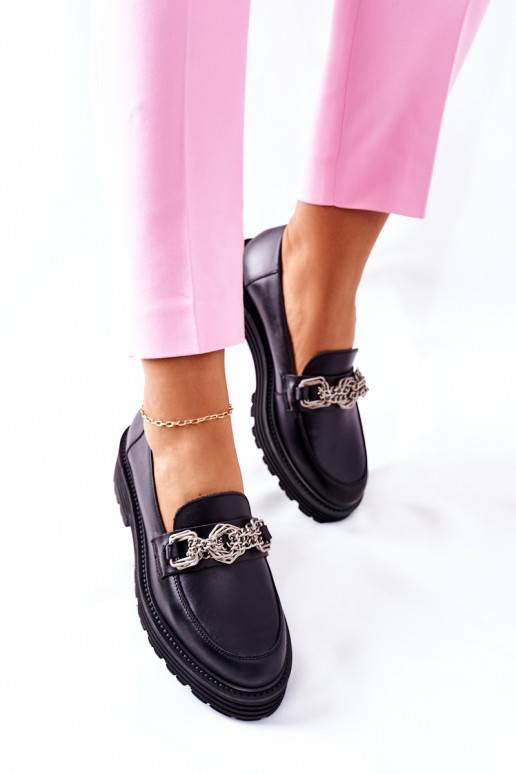 Klassische Schuhe in Schwarz Klassische Schuhe in Schwarz