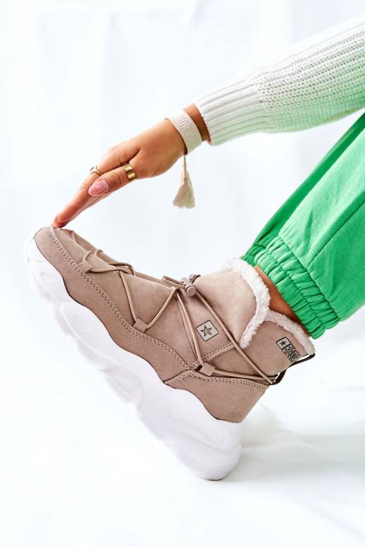 Bottes de neige chauffantes de couleur beige