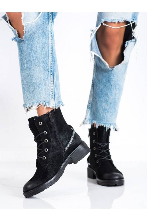 Stiefel mit verziertem Absatz VINCEZA Stiefel mit verziertem Absatz VINCEZA