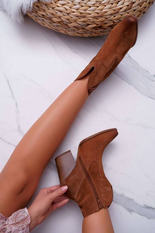 Bottines à talons pour femmes en daim naturel couleur marron Nicole