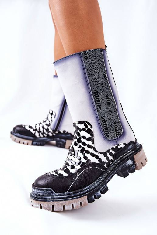 Stilvolle Stiefel in Schwarz und Weiß Stilvolle Stiefel in Schwarz und Weiß
