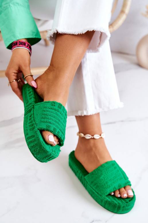 Chaussons à plateforme de couleur verte Lilly