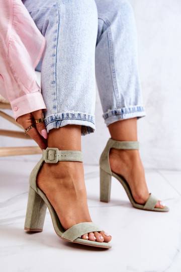 Sandales à talons en daim Jacqueline vert clair 2