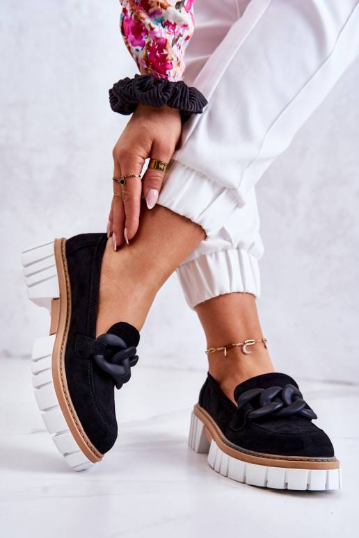 Schuhe aus Wildleder mit Ornamenten... Schuhe aus Wildleder mit Ornamenten...