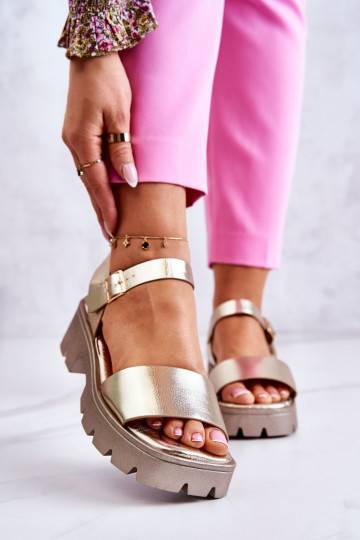 Damensandalen mit Absatz in...