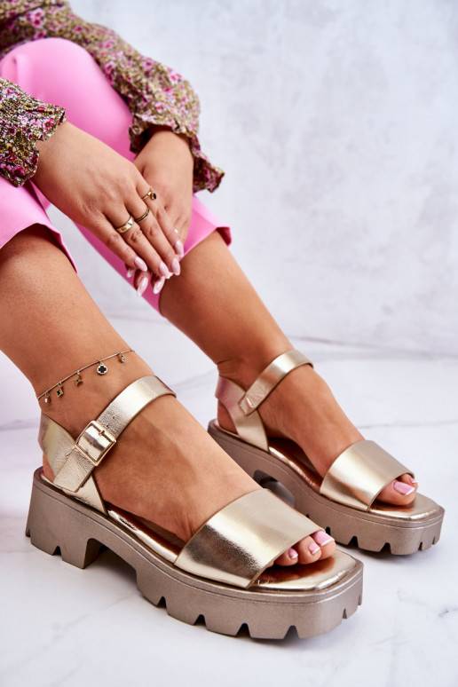 Sandales à talons pour femmes de couleur dorée Sovie