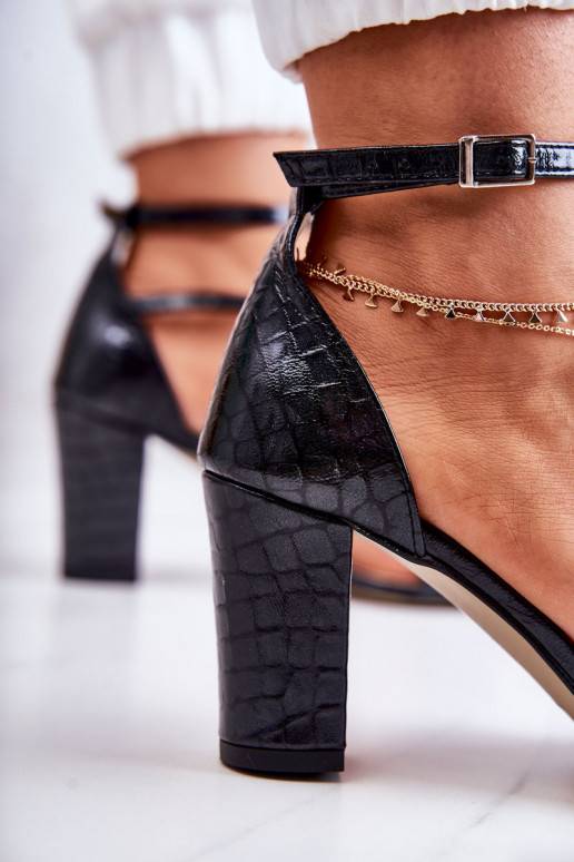Sandales pour femmes avec détails brillants de couleur noire Ramona