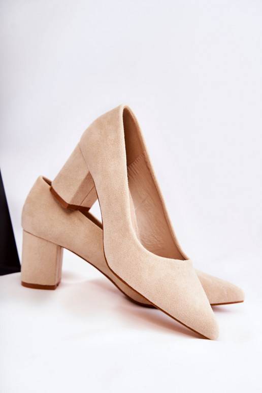 Modèle classique Chaussures à talons en daim beige Lency