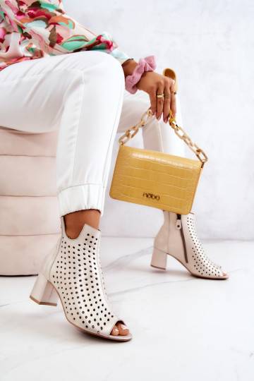 Bottines beiges ajourées