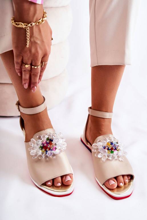 Sandale avec ornements Nevassa Sandale avec ornements Nevassa