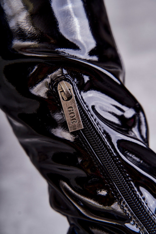 Overknee-Stiefel mit weitem Absatz... Overknee-Stiefel mit weitem Absatz...