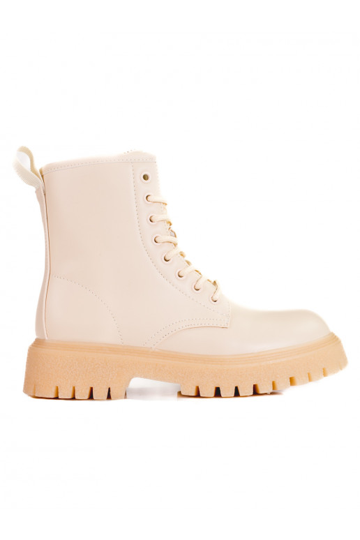 Beige Stiefel von Shelovet Beige Stiefel von Shelovet