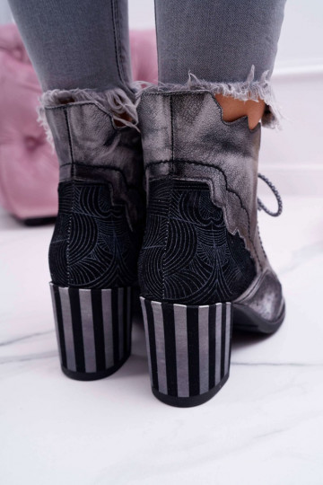 Boots femme en cuir naturel Gris 2
