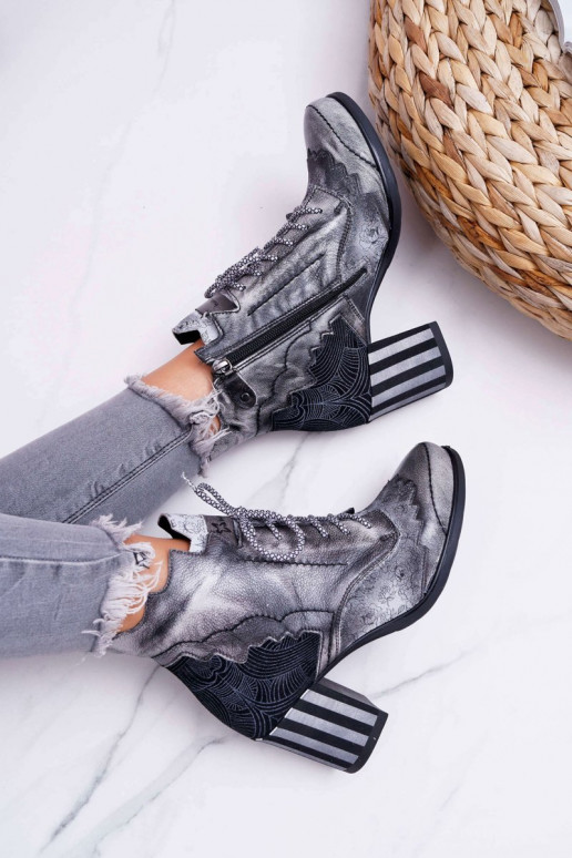 Boots femme en cuir naturel Gris