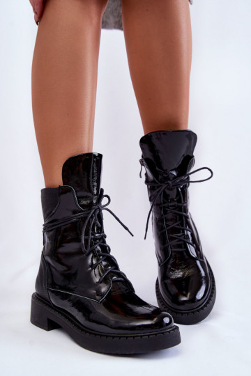 Stiefel mit Lackeffekt in... 2
