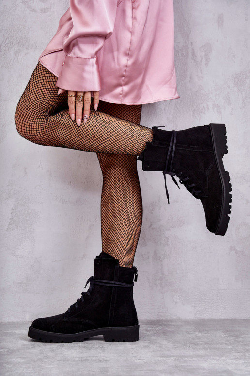 Wildleder-Stiefelette mit... Wildleder-Stiefelette mit...