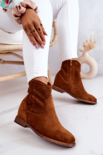 Boots en daim marron à... 2
