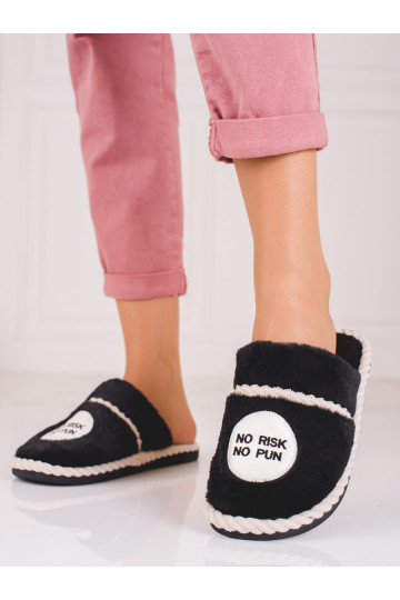 Chaussons femme avec...