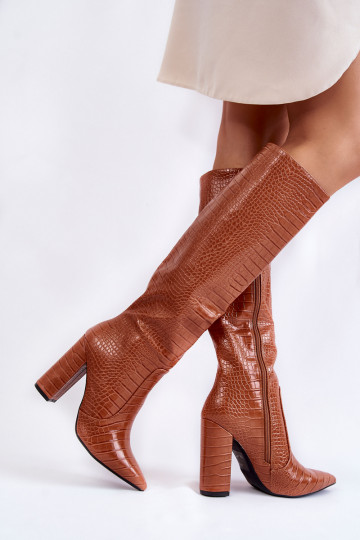 Lange Damenstiefel in brauner Farbe mit Absatz 2