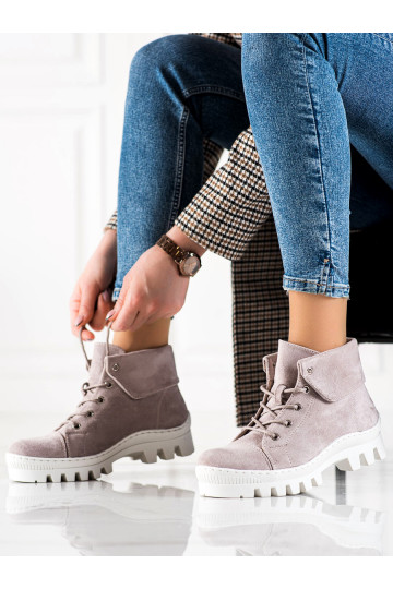 Hellviolette Damenstiefel...