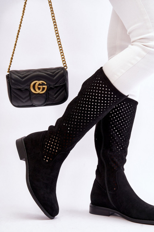 Bottes longues en daim de couleur... Bottes longues en daim de couleur...