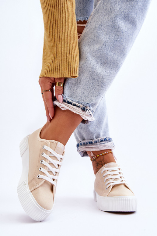 Bequeme Freizeitschuhe mit Plateau... Bequeme Freizeitschuhe mit Plateau...