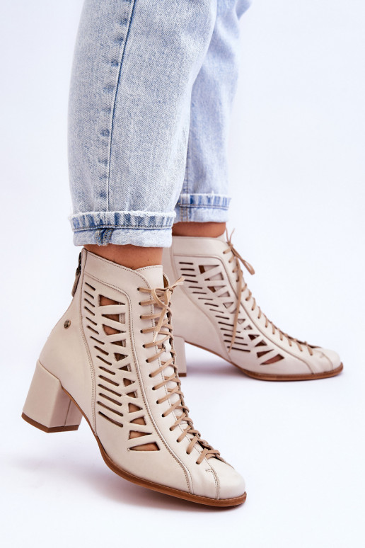 Bottines ajourées de modèle exclusif pour femme de couleur ivoire