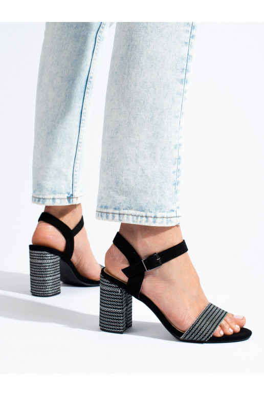 Chaussures noires Shelovet à talons élégants