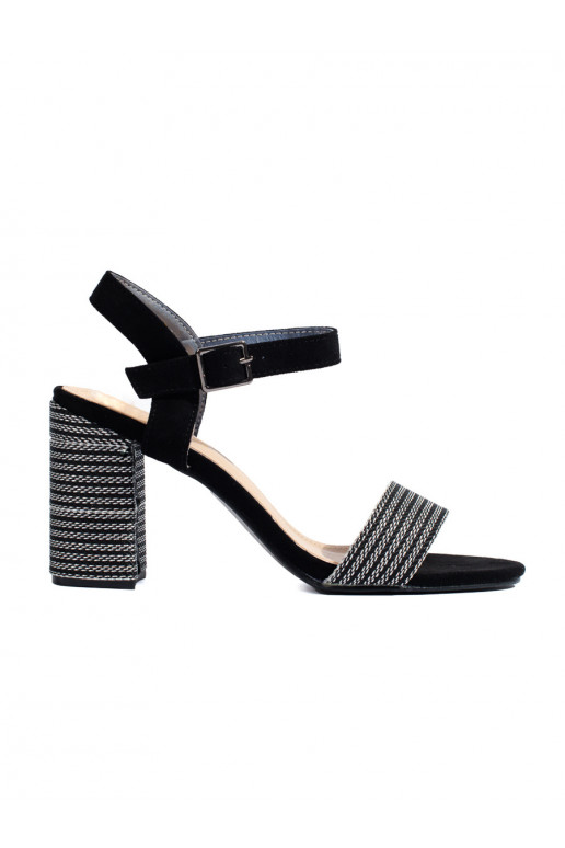 Chaussures noires Shelovet à talons élégants