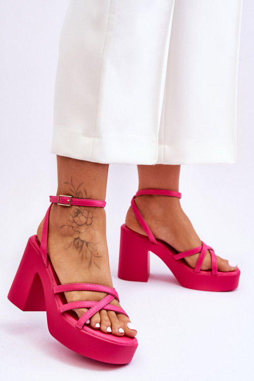 sandales élégantes à talons hauts avec lanières de couleur rose Shemira