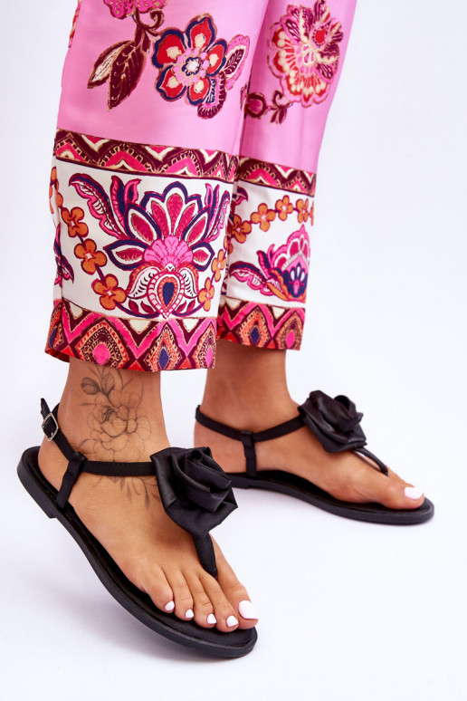 Flip-Flops in der Farbe Schwarz von... Flip-Flops in der Farbe Schwarz von...