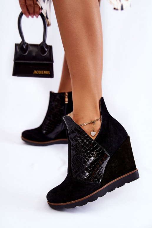 Bottines en Daim avec plateforme de couleur noir Alda