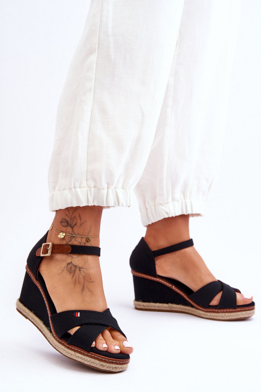 Janet Plateausandalen in Schwarz