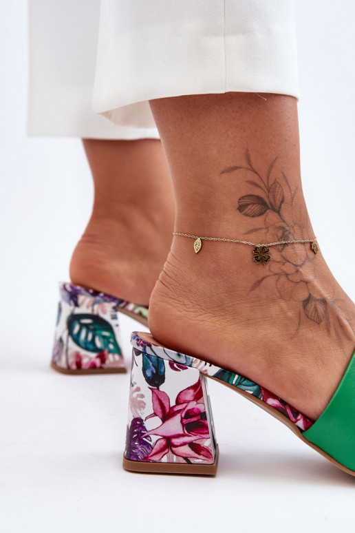 Chaussons en cuir vert Chaussures à... Chaussons en cuir vert Chaussures à...