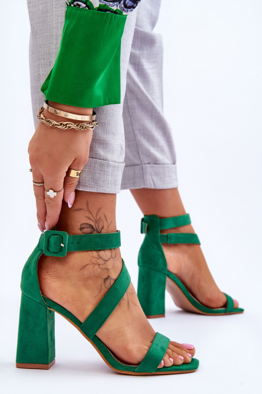 Elegante Wildlederschuhe mit hohen Absätzen in der grünen Farbe Lanes